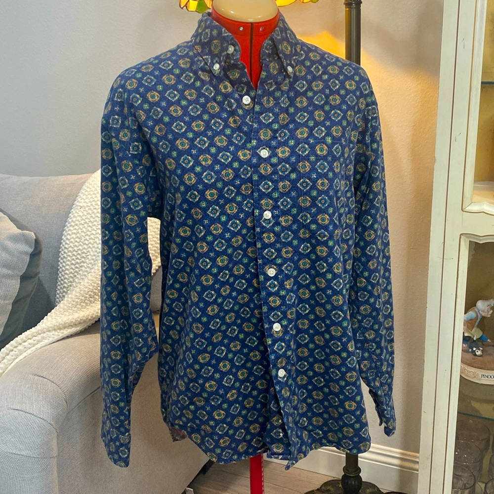 Vintage Cambridge Classics size Small